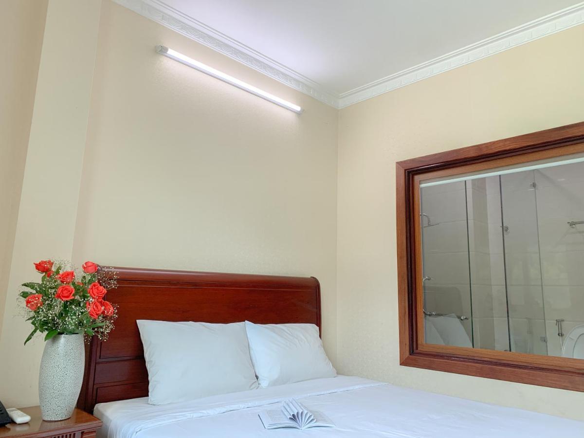 Red Sun Airport Saigon Hotel Хошимин Екстериор снимка
