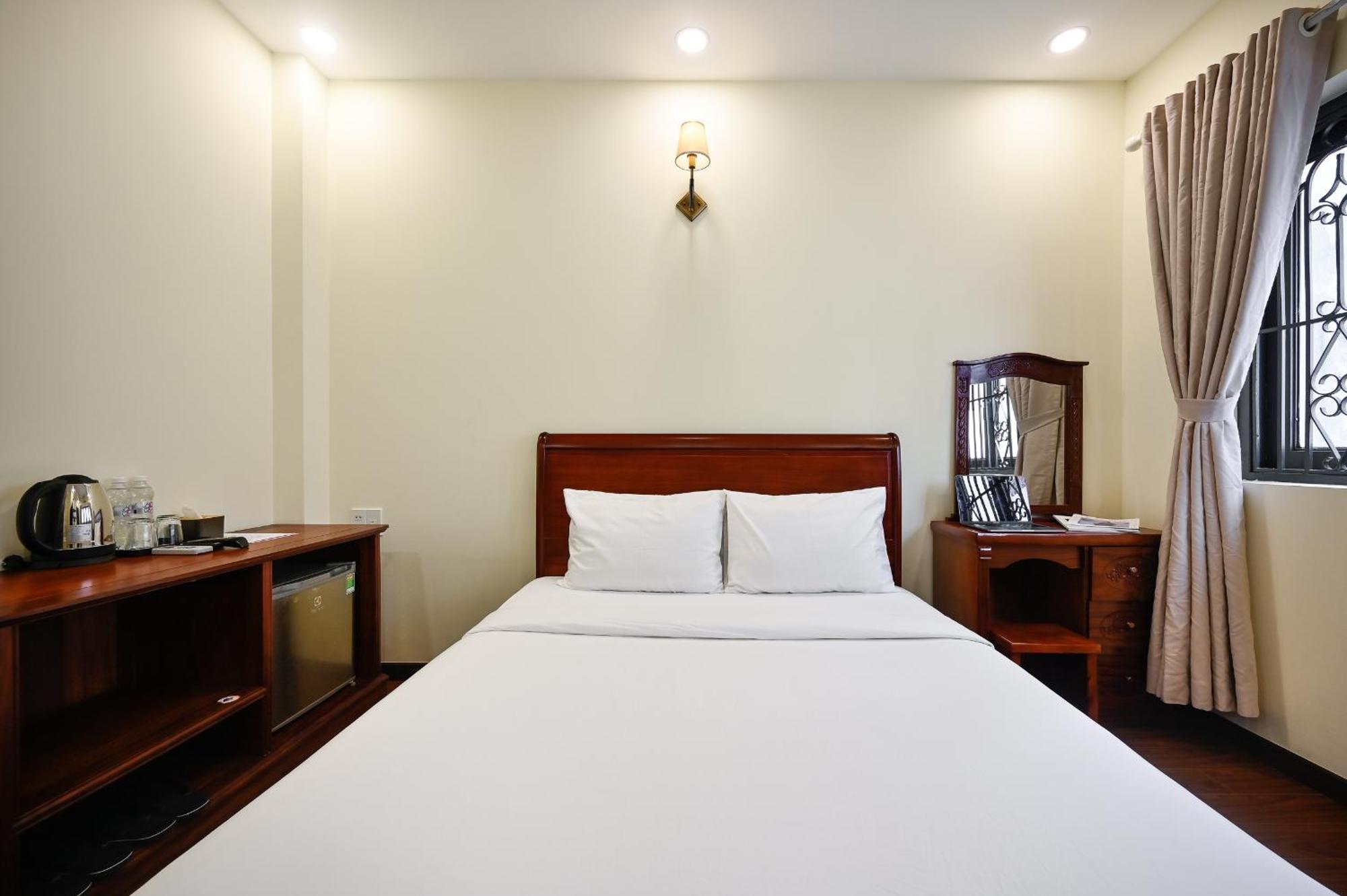 Red Sun Airport Saigon Hotel Хошимин Екстериор снимка