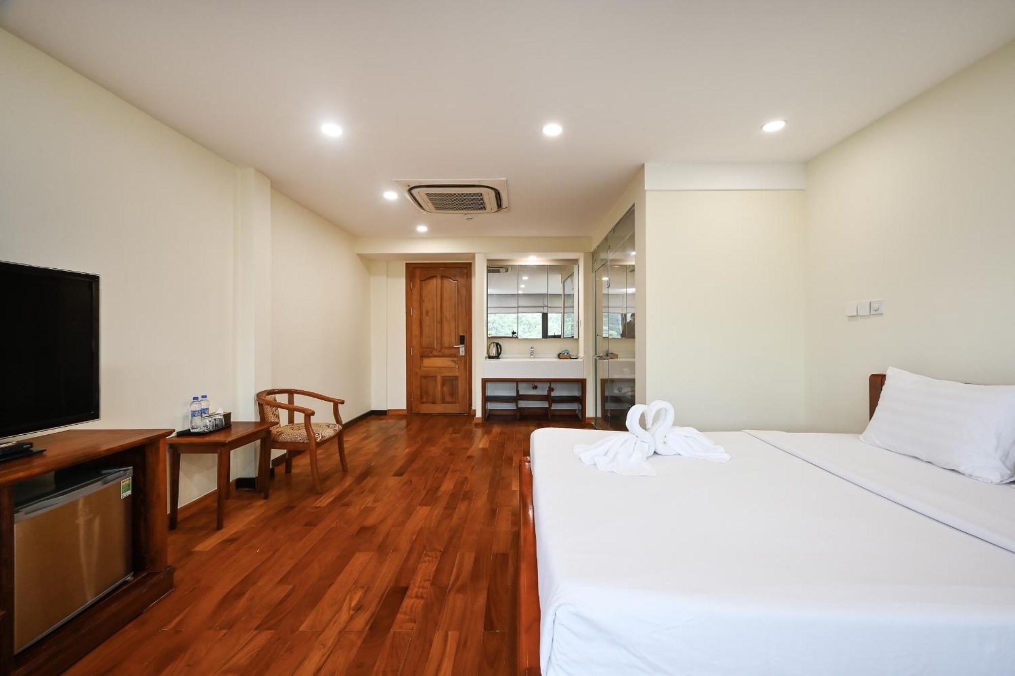 Red Sun Airport Saigon Hotel Хошимин Екстериор снимка